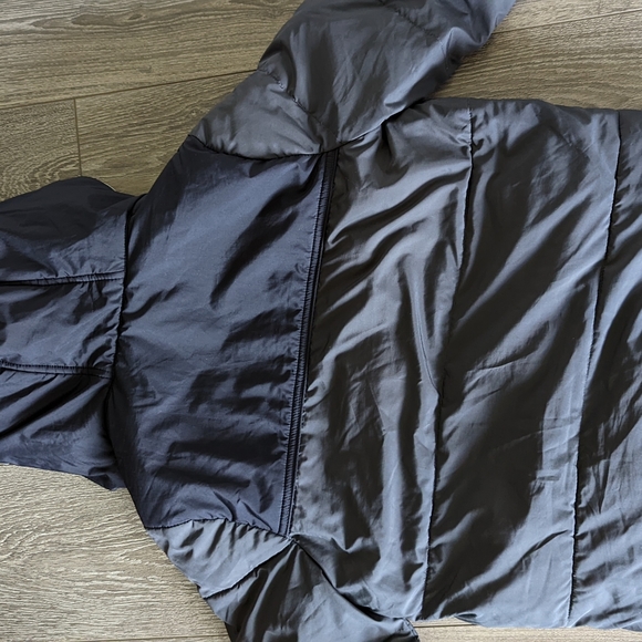 Hollister puffer - Picture 4 of 4